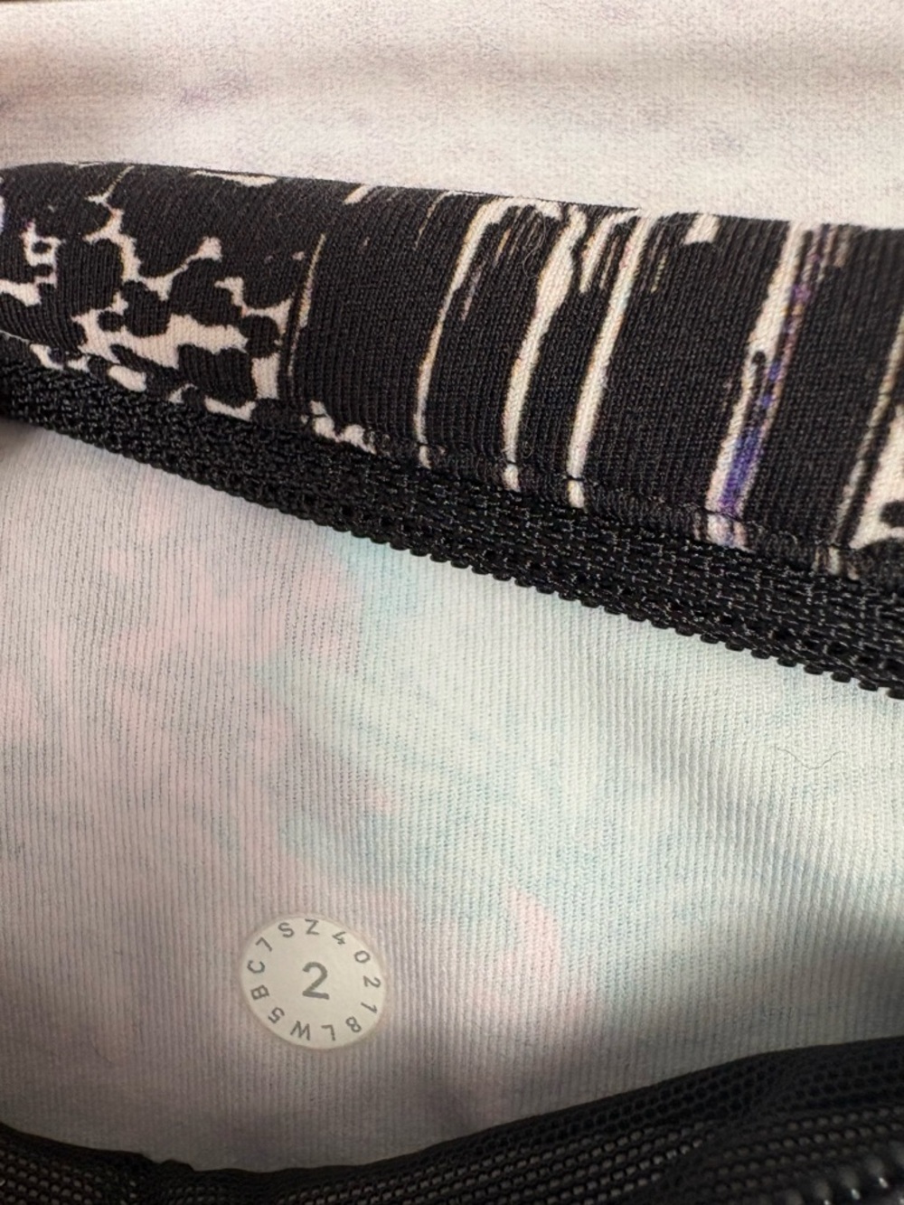 Lululemon Wunder Under Hi-Rise Tight size 2 - Picture 6 of 8